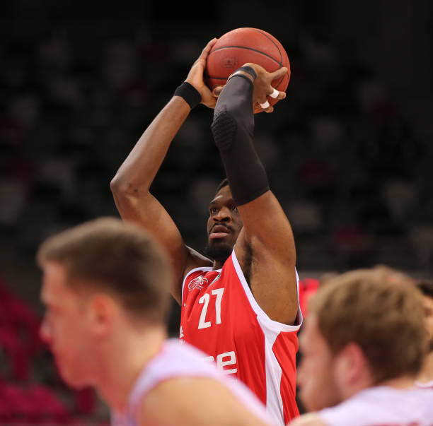 通过夺得世 通过夺得世