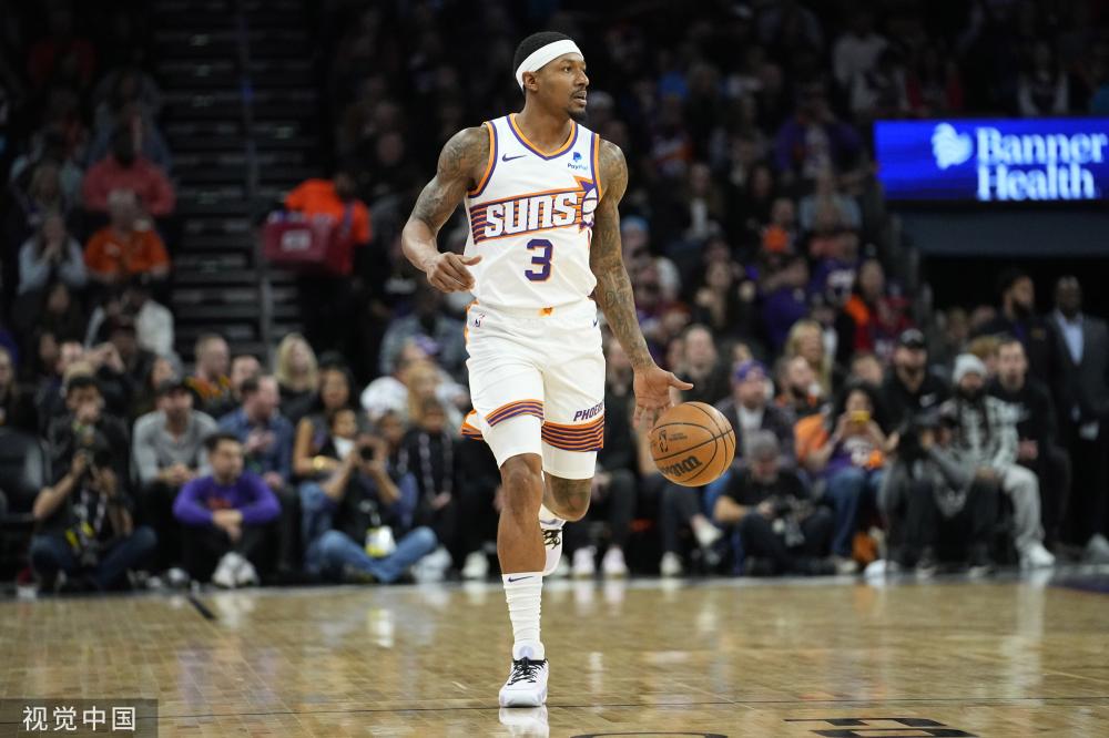 飞跃式扣篮 飞跃式扣篮