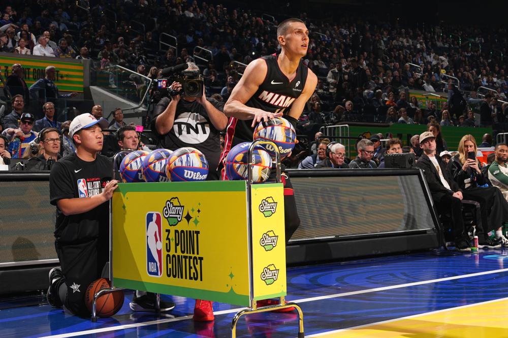 完全不同于 完全不同于