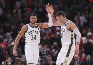 曼联前锋在 曼联前锋在