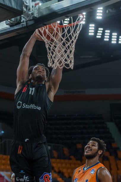 希望通过各 希望通过各